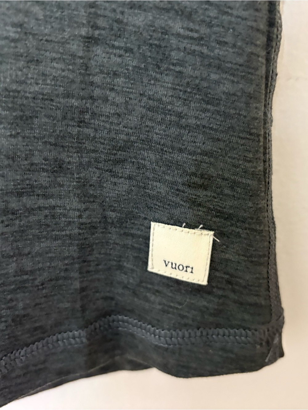 Vuori Lux Performance Tank Gray Racerback Workout Yoga Athletic Top Size Medium - Picture 6 of 9